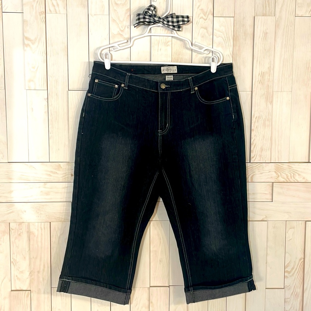 Womens Like New Cuffed Crop Jeans